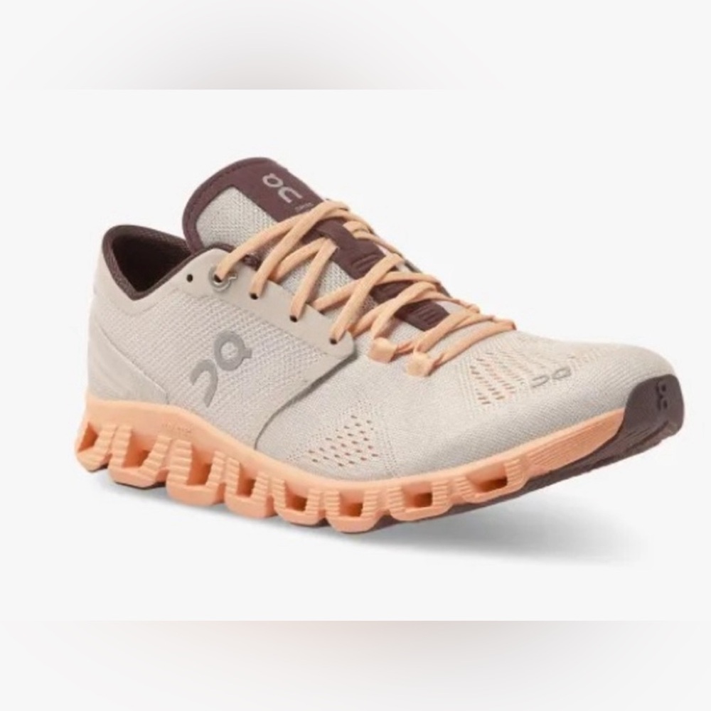 On Running Cloud X Women Sneakers - Picture 3 of 11